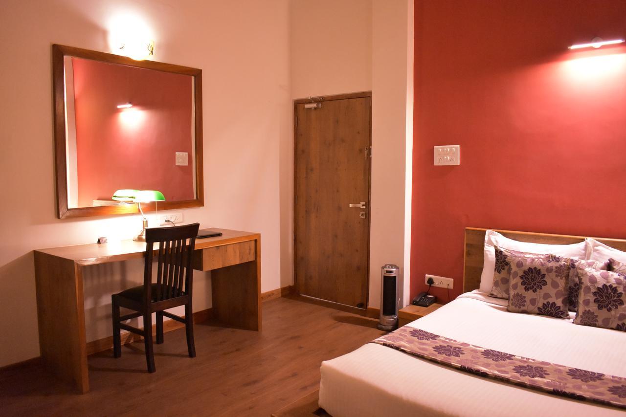 Kaizun Bed Breakfast Шиллонг Екстер'єр фото