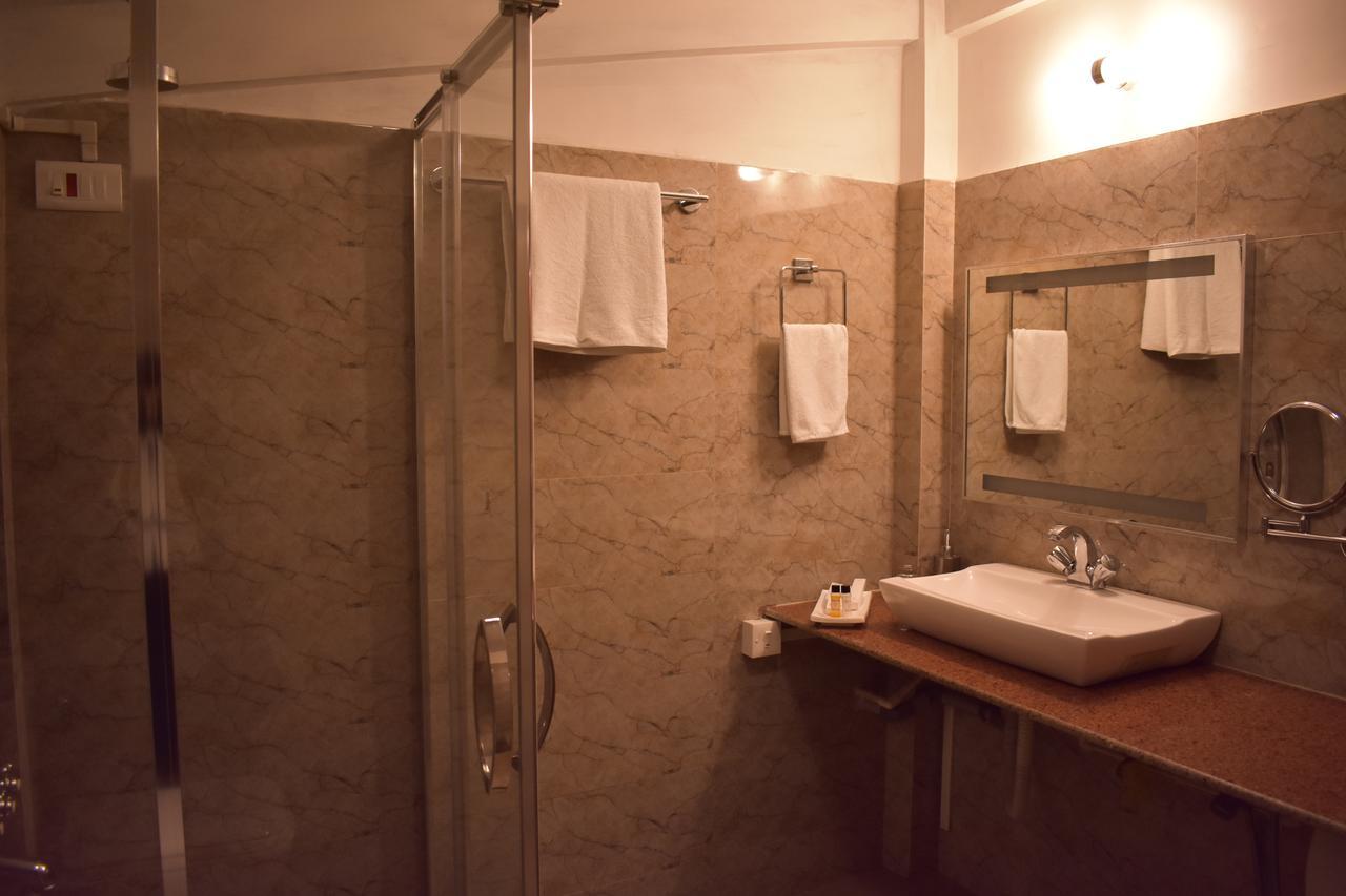 Kaizun Bed Breakfast Шиллонг Екстер'єр фото
