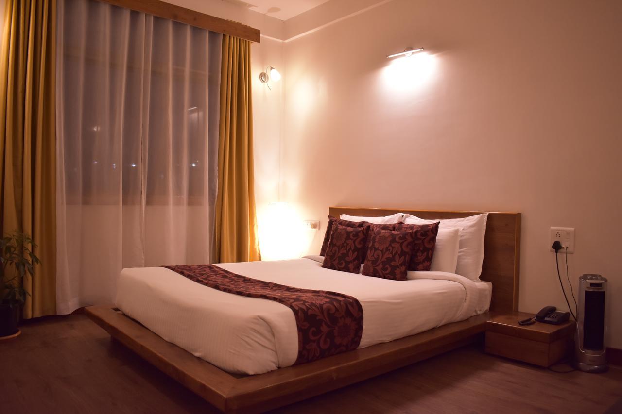 Kaizun Bed Breakfast Шиллонг Екстер'єр фото